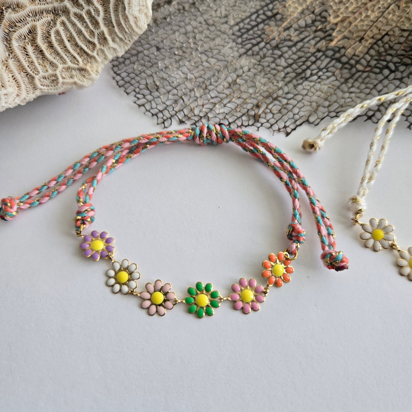 Daisy Tropical