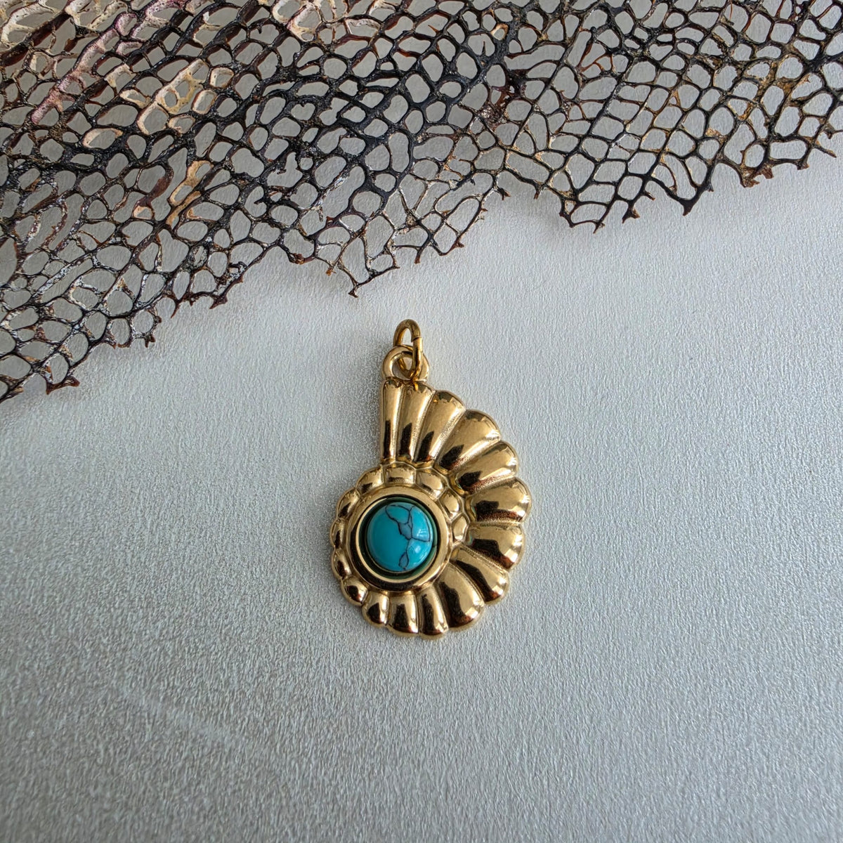 Charm Caracol Turquesa