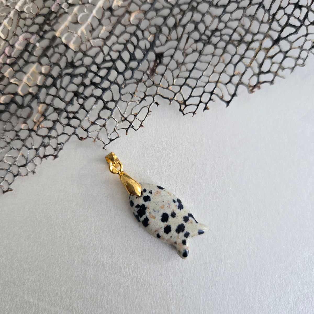 Charm Pez Piedra Natural